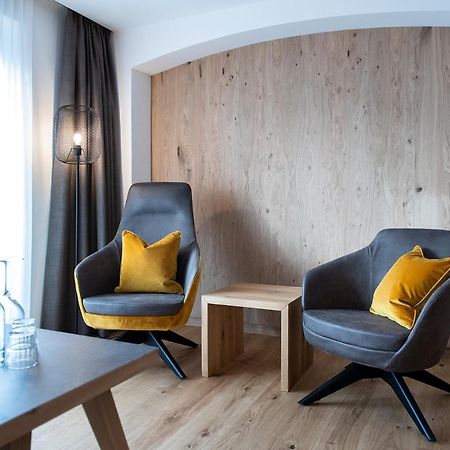 Hotel Der Mohrenwirt **** Burgeis Zewnętrze zdjęcie