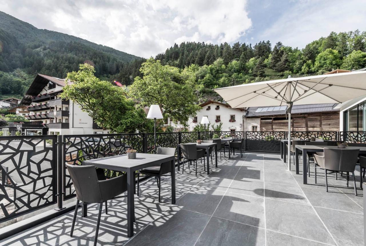 Hotel Der Mohrenwirt **** Burgeis Zewnętrze zdjęcie